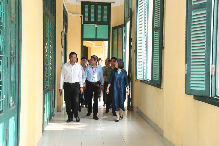 Lãnh đạo Sở Giáo dục và Đào tạo Hải Phòng nêu một số khó khăn trong công tác chuẩn bị tổ chức kỳ thi (Ảnh: LT)