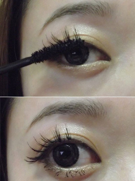 Chải mascara cho cả hai hàng mi trên và dưới. Xem thêm: Trang điểm xinh / Bộ sưu tập váy chào hè 2012. Chải mascara cho cả hai hàng mi trên và dưới. Xem thêm: Trang điểm xinh / Bộ sưu tập váy chào hè 2012.