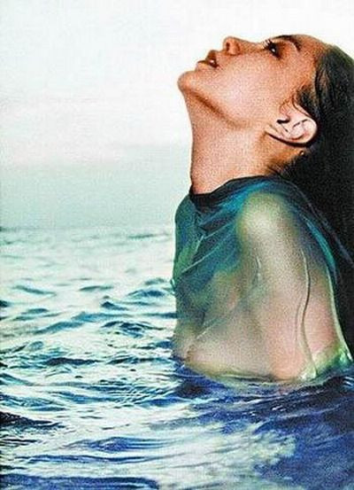 Người mẫu Angelababy cũng khiến người tình Huỳnh Hiểu Minh tự hào về độ sexy, nóng bỏng của cô nàng. Người mẫu Angelababy cũng khiến người tình Huỳnh Hiểu Minh tự hào về độ sexy, nóng bỏng của cô nàng.