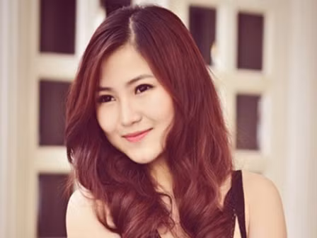 Ca sĩ Hương Tràm
