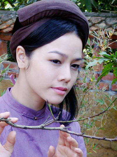 Nhật Kim Anh vai Cầm trong phim "Long thành cầm giả ca" của đạo diễn Đào Bá Sơn. Với vai diễn này, Nhật Kim Anh vinh dự nhận giải thưởng Nữ diễn viên xuất sắc tại LHP quốc tế Việt Nam 2010. Nhật Kim Anh vai Cầm trong phim "Long thành cầm giả ca" của đạo diễn Đào Bá Sơn. Với vai diễn này, Nhật Kim Anh vinh dự nhận giải thưởng Nữ diễn viên xuất sắc tại LHP quốc tế Việt Nam 2010.