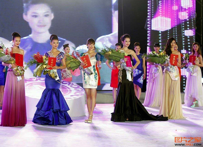 Top 5 người đẹp của đêm chung kết. Top 5 người đẹp của đêm chung kết.