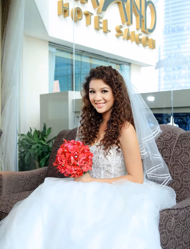 Nguyễn Phạm Bích Trâm – Hoa hậu Tài năng tại cuộc thi Hoa Hậu Việt Nam năm 2010.