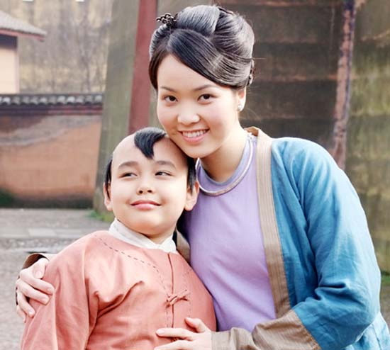 Vẻ đẹp đằm thắm của Á Hậu cuộc thi Hoa hậu Việt Nam 2008 rất phù hợp với một vai diễn vị hoàng hậu nhân từ đời Lý. Vẻ đẹp đằm thắm của Á Hậu cuộc thi Hoa hậu Việt Nam 2008 rất phù hợp với một vai diễn vị hoàng hậu nhân từ đời Lý.