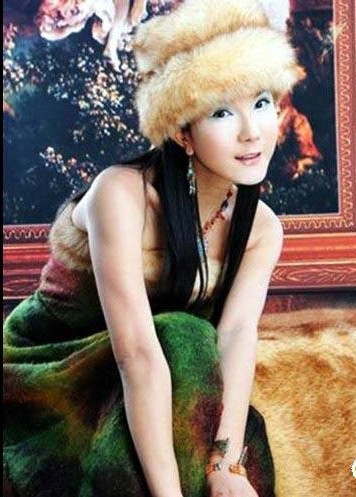 Khuôn mặt thon gọn và nụ cười thiên thần khiến chẳng ai có thể ngờ rằng Namuzha từng là con trai. Xem thêm: Mỹ nhân facebook/ bí quyết chăm sóc da/ Thời trang Sao Khuôn mặt thon gọn và nụ cười thiên thần khiến chẳng ai có thể ngờ rằng Namuzha từng là con trai. Xem thêm: Mỹ nhân facebook/ bí quyết chăm sóc da/ Thời trang Sao