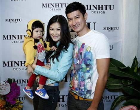 Dù chưa kết hôn nhưng Huy Khánh và Mạc Anh Thư đã có một cô con gái chung hơn 1 tuổi