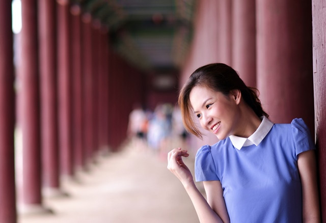 "Hàn Quốc là 1 đất nước phát triển, điều này không ai phải bàn cãi, nhưng họ luôn giữ vững những giá trị truyền thống của dân tộc mình. Khu Gyeongbokgung, nơi tôi dừng chân là một địa điểm nổi tiếng còn lưu giữ nhiều nét văn hóa như vậy", Đan Lê chia sẻ thêm.