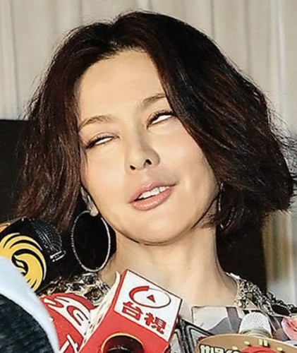 Người đẹp Quan Chi Lâm. Người đẹp Quan Chi Lâm.