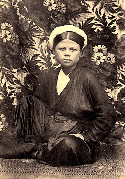 Con gái Hà Nội. Con gái Hà Nội.