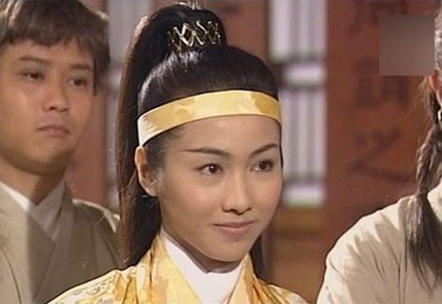 Lê Tư trong bộ phim "Tân Ỷ Thiên Đồ Long Ký". Đôi mắt sắc sảo, má lúm đồng tiền xinh xắn, rõ ràng là một "mỹ nam". (Ảnh: xinhua) Lê Tư trong bộ phim "Tân Ỷ Thiên Đồ Long Ký". Đôi mắt sắc sảo, má lúm đồng tiền xinh xắn, rõ ràng là một "mỹ nam". (Ảnh: xinhua)