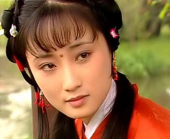 Hương Lăng trong “Hồng Lâu Mộng” của Trần Kiếm Nguyệt. Hương Lăng trong “Hồng Lâu Mộng” của Trần Kiếm Nguyệt.