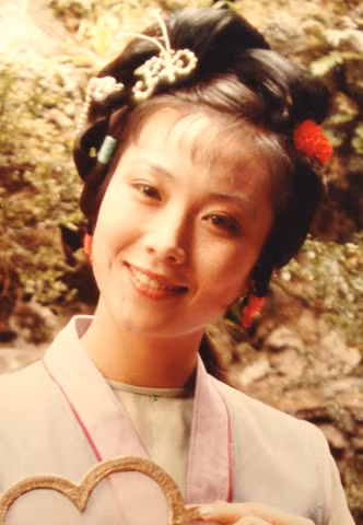 Uyên Ương phim “Hồng Lâu Mộng” của Đặng Tranh.