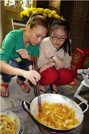 Mứt khoai cũng rất 'sành điệu' Mứt khoai cũng rất 'sành điệu'