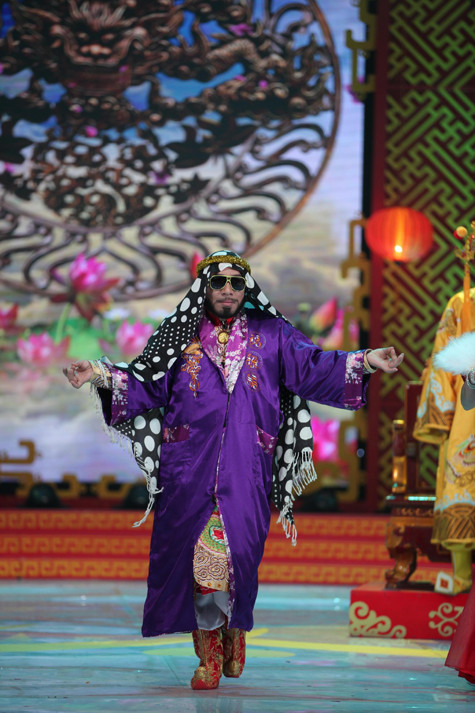 Phần trình diễn của Quang Thắng đã khiến khán giả có mặt cười nghiêng ngả.