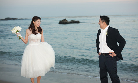 Và dù lớn hơn Ngọc Quyên một con giáp nhưng có vẻ như ông xã của siêu mẫu này vẫn rất lãng mạn Và dù lớn hơn Ngọc Quyên một con giáp nhưng có vẻ như ông xã của siêu mẫu này vẫn rất lãng mạn