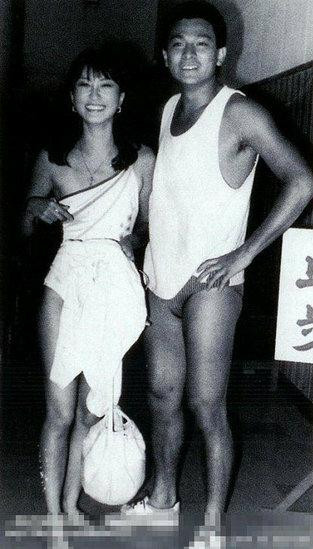 Nam ca sĩ, diễn viên Hồng Kông Lưu Đức Hoa.