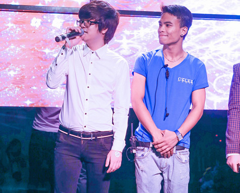 Lần đầu tiên trên sân khấu, Bùi Anh Tuấn và Dương Trường Giang thể hiện Phố không mùa. Đây là lần xuất hiện chính thức của cặp song ca này sau 2 lần bị cắt tiết mục tại Bài hát yêu thích năm 2013 do Bùi Anh Tuấn bỏ chương trình tổng duyệt. Bên cạnh đó, nam ca sỹ Bùi Anh Tuấn cũng để lại dấu ấn khi thể hiện một mình ca khúc Nơi tình yêu bắt đầu rất ngọt ngào. Lần đầu tiên trên sân khấu, Bùi Anh Tuấn và Dương Trường Giang thể hiện Phố không mùa. Đây là lần xuất hiện chính thức của cặp song ca này sau 2 lần bị cắt tiết mục tại Bài hát yêu thích năm 2013 do Bùi Anh Tuấn bỏ chương trình tổng duyệt. Bên cạnh đó, nam ca sỹ Bùi Anh Tuấn cũng để lại dấu ấn khi thể hiện một mình ca khúc Nơi tình yêu bắt đầu rất ngọt ngào.