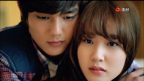 Cuối cùng, nàng gặp một người đàn ông khác và quyết định cùng nên duyên với anh chàng đó. Chỉ đến ngày Yi Seul lên xe hoa, Baek Ho mới hốt hoảng nhận ra rằng thì ra anh rất yêu cô. Cũng may cho Baek Ho, anh có một cơ hội để sửa sai khi được ngược dòng thời gian, trở lại quá khứ.