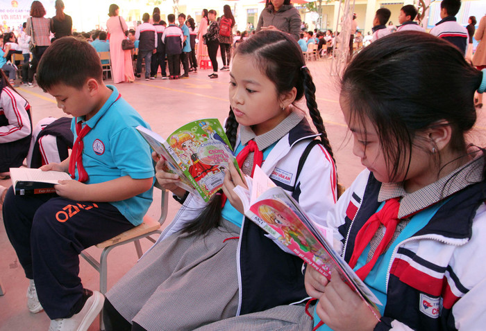 Học sinh Trường tiểu học Chu Văn An được tuyên truyên ý nghĩa của việc đọc sách (Ảnh: LT) Học sinh Trường tiểu học Chu Văn An được tuyên truyên ý nghĩa của việc đọc sách (Ảnh: LT)