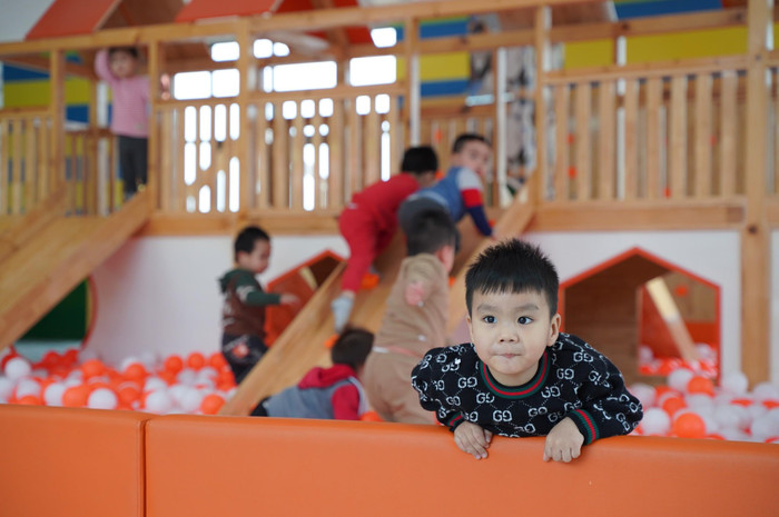 Sự đổi mới về cơ sở vật chất của nhiều trường học thể hiện sự quan tâm, đầu tư trọng điểm của thành phố Móng Cái (Ảnh: PL)