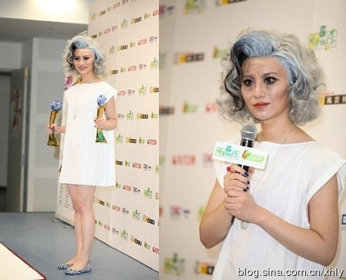 Thượng Văn Tiệp muốn tái hiện lại một Lady Gaga nhưng lại trở thành một ma nữ già nua, xấu xí. Thượng Văn Tiệp muốn tái hiện lại một Lady Gaga nhưng lại trở thành một ma nữ già nua, xấu xí.