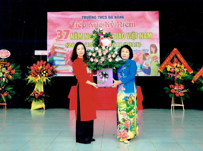 Cô Hương giữ công tác chuyên môn của nhà trường luôn đứng ở vị trí tốp đầu trong toàn quận (Ảnh: nhân vật cung cấp). Cô Hương giữ công tác chuyên môn của nhà trường luôn đứng ở vị trí tốp đầu trong toàn quận (Ảnh: nhân vật cung cấp).