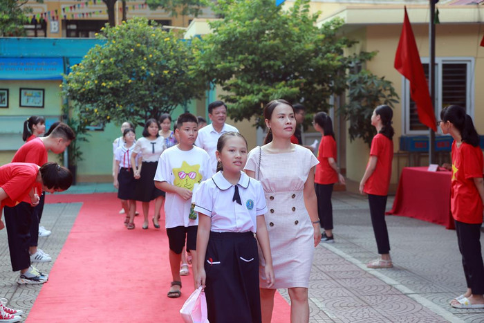 Trường Trung học cơ sở Ngô Quyền chào đón hơn 600 học sinh khối 6 trong năm học 2019-2020 (Ảnh: CTV) Trường Trung học cơ sở Ngô Quyền chào đón hơn 600 học sinh khối 6 trong năm học 2019-2020 (Ảnh: CTV)