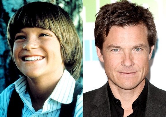 Jason Bateman với vai James Cooper Ingalls. Sự nghiệp diễn xuất vang dội của Jason Baterman cũng bắt đầu với phim Ngôi nhà nhỏ. Cùng với Ngôi nhà nhỏ, Jason Bateman còn góp mặt với các phim như “Arrested Development”, “Juno” và gần đây là “Horrible Bosses”. Anh kết hôn với Amanda Anka và hai người hiện tại đã có hai người con. Jason Bateman với vai James Cooper Ingalls. Sự nghiệp diễn xuất vang dội của Jason Baterman cũng bắt đầu với phim Ngôi nhà nhỏ. Cùng với Ngôi nhà nhỏ, Jason Bateman còn góp mặt với các phim như “Arrested Development”, “Juno” và gần đây là “Horrible Bosses”. Anh kết hôn với Amanda Anka và hai người hiện tại đã có hai người con.