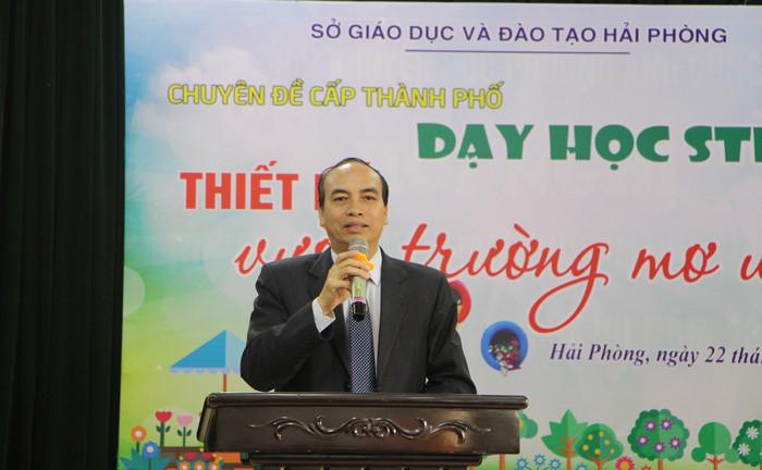 Ông Đỗ Văn Lợi, Phó giám đốc Sở Giáo dục và Đào tạo Hải Phòng phát biểu tại hội thảo (Ảnh: Lã Tiến) Ông Đỗ Văn Lợi, Phó giám đốc Sở Giáo dục và Đào tạo Hải Phòng phát biểu tại hội thảo (Ảnh: Lã Tiến)