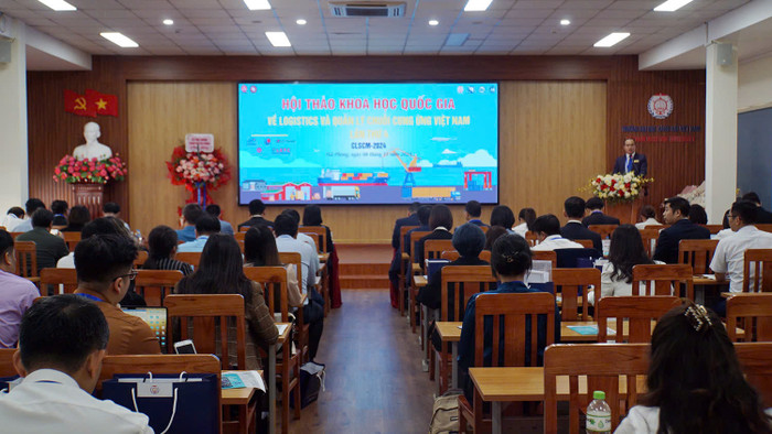 Quang cảnh Hội thảo quốc gia về logistics và quản lý chuỗi cung ứng lần thứ 4 (Ảnh: NH) hoi-thao-2.jpg