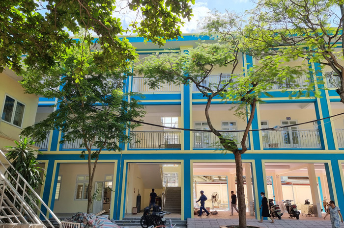 Dãy nhà D1 của Trường Tiểu học Nguyễn Đức Cảnh được đầu tư xây mới (Ảnh: LT)