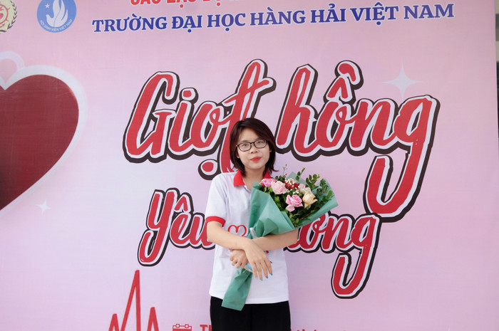 Sinh viên Trường Đại học Hàng hải Việt Nam tích cực tham gia hoạt động hiến máu (Ảnh: TK) Sinh viên Trường Đại học Hàng hải Việt Nam tích cực tham gia hoạt động hiến máu (Ảnh: TK)