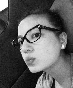 Màn tru môi của Én nhỏ Triệu Vy khiến nữ diễn viên ngoài 30 cũng trở nên xì tin hơn bao giờ hết. Màn tru môi của Én nhỏ Triệu Vy khiến nữ diễn viên ngoài 30 cũng trở nên xì tin hơn bao giờ hết.