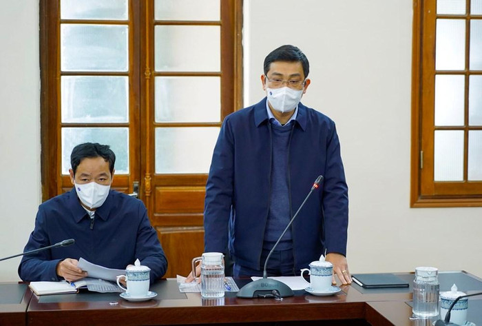 Giám đốc Sở Giáo dục và Đào tạo Hải Phòng báo cáo tại hội nghị (Ảnh: CTTĐT) Giám đốc Sở Giáo dục và Đào tạo Hải Phòng báo cáo tại hội nghị (Ảnh: CTTĐT)