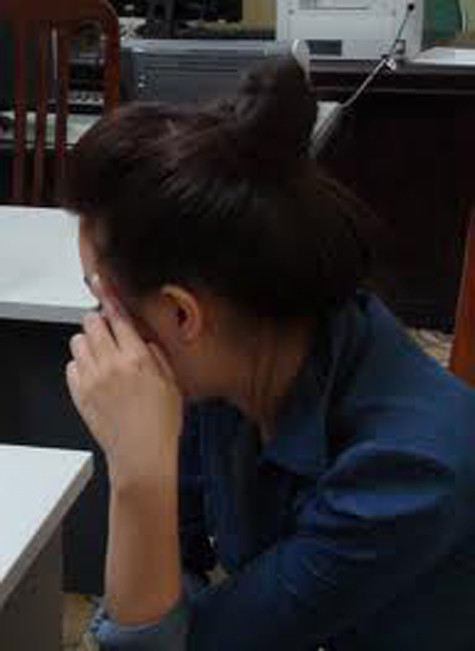 “Em chỉ mong nhanh chóng được về với các em mà thôi. Em sẽ ở quê làm ruộng hoặc kiếm một công việc bình thường để làm, nuôi chúng ăn học tử tế. Đây là một bài học đắt giá đối với em. Em không muốn cuộc đời sau này của các em mình cũng rơi vào cảnh tủi nhục như mình nữa”. Ảnh minh họa “Em chỉ mong nhanh chóng được về với các em mà thôi. Em sẽ ở quê làm ruộng hoặc kiếm một công việc bình thường để làm, nuôi chúng ăn học tử tế. Đây là một bài học đắt giá đối với em. Em không muốn cuộc đời sau này của các em mình cũng rơi vào cảnh tủi nhục như mình nữa”. Ảnh minh họa