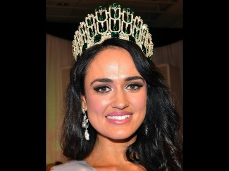 Marie sẽ chính thức bước vào tuổi 26 trong tháng tới nhưng khi tham dự cuộc thi thì cô đã khai gian xuống còn 24. Năm 2011, Mayo lần đầu tham dự cuộc thi sắc đẹp này và về nhì. Á hậu 1 Rebecca Maguire năm nay 20 tuổi đến từ Belfast chính thức trở thành hoa hậu Ireland và đại diện nước này tham dự Hoa hậu thế giới mới vừa diễn ra tại Nội Mông, Trung Quốc. Marie sẽ chính thức bước vào tuổi 26 trong tháng tới nhưng khi tham dự cuộc thi thì cô đã khai gian xuống còn 24. Năm 2011, Mayo lần đầu tham dự cuộc thi sắc đẹp này và về nhì. Á hậu 1 Rebecca Maguire năm nay 20 tuổi đến từ Belfast chính thức trở thành hoa hậu Ireland và đại diện nước này tham dự Hoa hậu thế giới mới vừa diễn ra tại Nội Mông, Trung Quốc.