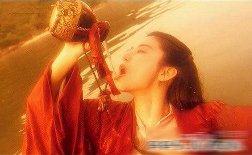 Với vai Đông Phương Bất Bại, nữ diễn viên Lâm Thanh Hà mãi mãi là hình tượng khó phai mờ trong Tiếu ngạo giang hồ - Đông phương bất bại (1991). Với vai Đông Phương Bất Bại, nữ diễn viên Lâm Thanh Hà mãi mãi là hình tượng khó phai mờ trong Tiếu ngạo giang hồ - Đông phương bất bại (1991).