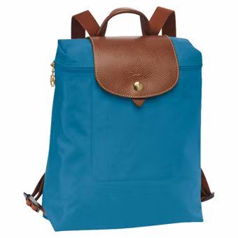 Màu xanh da trời.