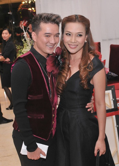 Mỹ Tâm trông dịu dàng, đằm thắm hơn khi diện chiếc váy này.