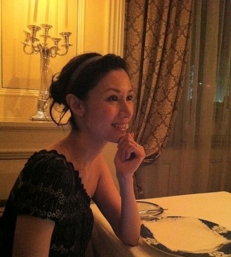 Lý gia Hân sinh năm 1970. Lý gia Hân sinh năm 1970.