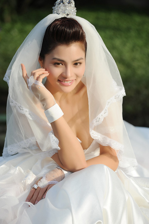 11. Vũ Thu Phương Sở hữu vẻ đẹp hiện đại đầy cá tính, đôi chân dài miên man, Vũ Thu Phương trở thành cô dâu được hàng triệu người đàn ôn mơ ước, khi thực hiện bộ ảnh trong trang phục váy cưới 11. Vũ Thu Phương Sở hữu vẻ đẹp hiện đại đầy cá tính, đôi chân dài miên man, Vũ Thu Phương trở thành cô dâu được hàng triệu người đàn ôn mơ ước, khi thực hiện bộ ảnh trong trang phục váy cưới