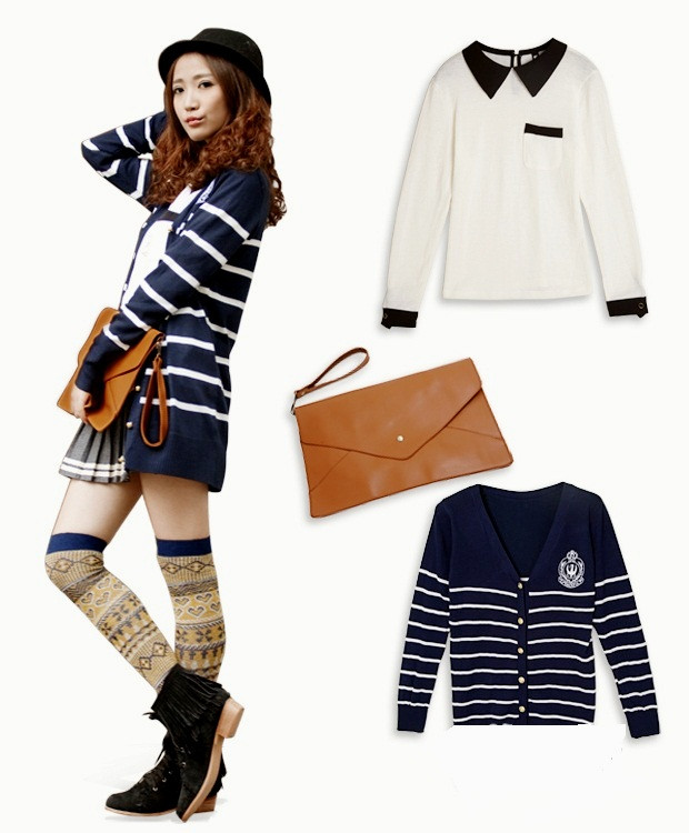 Bộ 2: Trẻ trung, nền nã. Bộ đồ dành riêng cho các nữ sinh trung học, sinh viên.