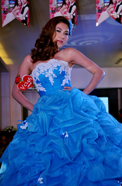 Hương Giang làm cô dâu bên Thanh Thức ảnh 9 Người mẫu Kim Dung.