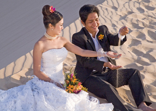 13.Thanh Thúy Kết duyên cùng “anh Phê” (phim Cô nàng xấu xí), nữ diễn viên xinh đẹp Thanh Thúy giờ đã là mẹ của một bé trai kháu khỉnh, đáng yêu. Cùng ngắm nhìn vẻ đẹp dịu dàng đằm thắm của cô trong váy trắng tinh khôi. 13.Thanh Thúy Kết duyên cùng “anh Phê” (phim Cô nàng xấu xí), nữ diễn viên xinh đẹp Thanh Thúy giờ đã là mẹ của một bé trai kháu khỉnh, đáng yêu. Cùng ngắm nhìn vẻ đẹp dịu dàng đằm thắm của cô trong váy trắng tinh khôi.