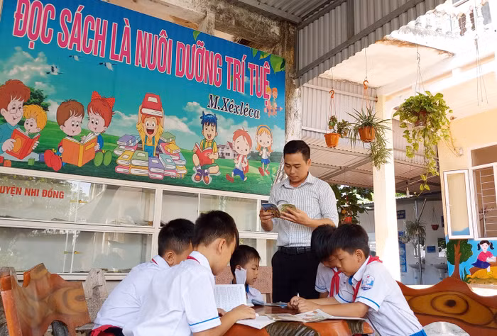 Công trình măng non: Khu thư viện xanh và khu vui chơi cho thiếu nhi của Trường tiểu học Quang Trung (Ảnh: Lã Tiến)