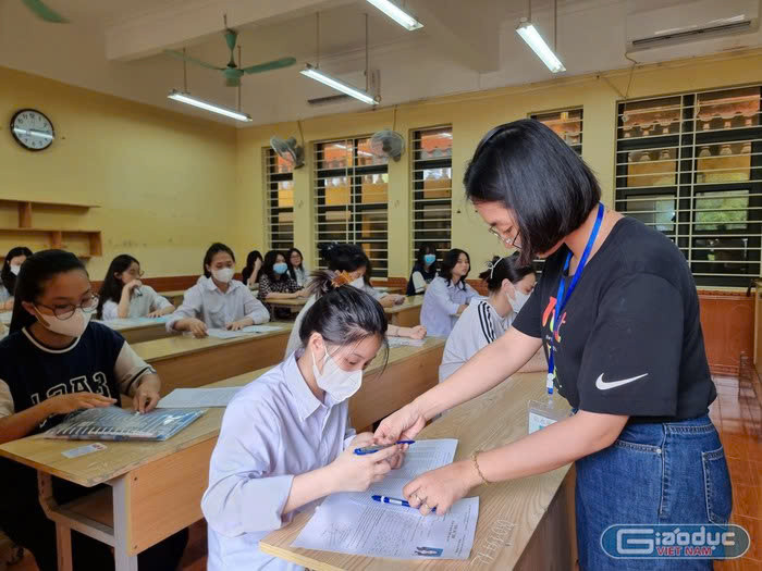 Năm 2025 là năm đầu tiên thí sinh thi tốt nghiệp trung học phổ thông theo chương trình giáo dục phổ thông 2018. (Ảnh minh họa: Lã Tiến) thi-thpt-3.jpg