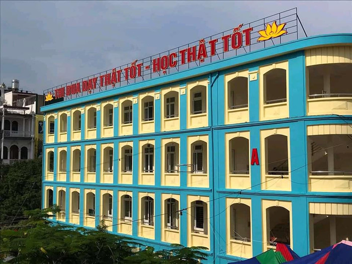 Khu nhà 4 tầng của Trường Trung học cơ sở Tô Hiệu mới được cải tạo, sửa chữa, đáp ứng yêu cầu dạy và học (Ảnh: MT)