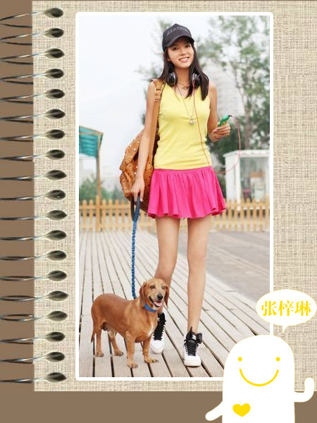 Áo may ô mát mẻ đi kèm chân váy hồng xinh xắn, giúp Hoa Hậu khoe đôi chân dài miên man, vóc dáng yêu kiều và phong cách "xì tin" như học sinh cấp 3. Xem thêm: Phong cách thời trang Sao Việt. Áo may ô mát mẻ đi kèm chân váy hồng xinh xắn, giúp Hoa Hậu khoe đôi chân dài miên man, vóc dáng yêu kiều và phong cách "xì tin" như học sinh cấp 3. Xem thêm: Phong cách thời trang Sao Việt.