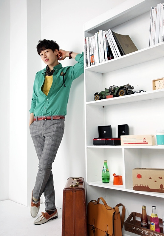 Đứng trước một anh chàng phong cách, thời trang và dễ thương nhường này, làm sao phe "tóc dài" không rung rinh cho được, đúng không nào? (Ảnh: Xz) Xem thêm: Cách mix đồ khiến teen mê tít Đứng trước một anh chàng phong cách, thời trang và dễ thương nhường này, làm sao phe "tóc dài" không rung rinh cho được, đúng không nào? (Ảnh: Xz) Xem thêm: Cách mix đồ khiến teen mê tít