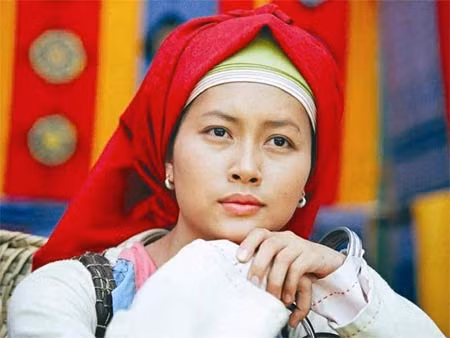 Diễn viên Hải Yến vai Pao trong "Chuyện của Pao", đạo diễn Ngô Quang Hải, Giải Cánh Diều vàng của Hội ĐAVN 2006, Giải đặc biệt tại LHP Châu Á- TBD 2006, Giải Bông Sen Bạc tại LHP Việt Nam lần thứ 15)...